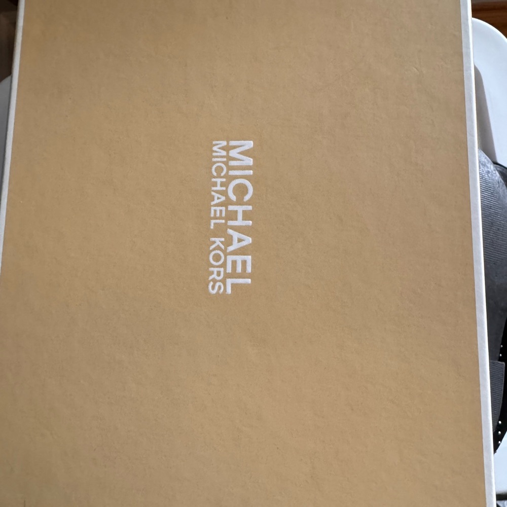 MICHAEL KORS Elegant Tan Women's Heels - Picture 3 of 3